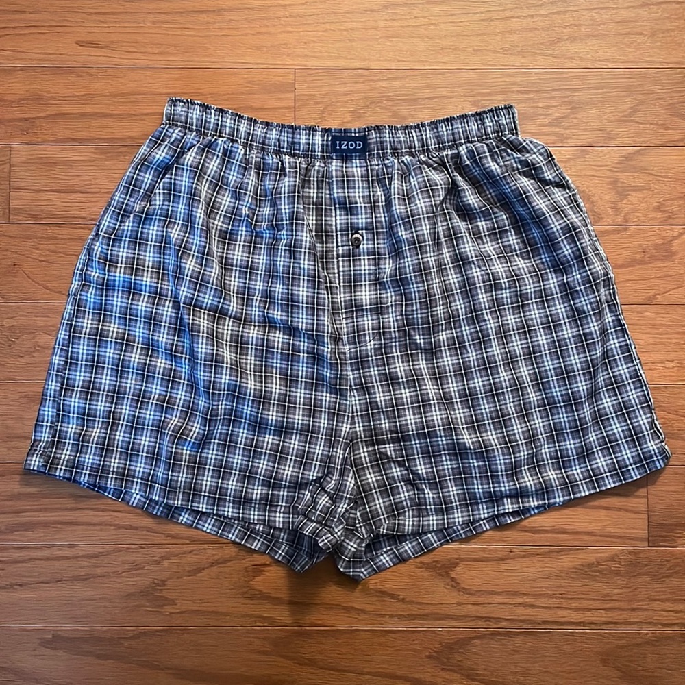 NEW Izod Men’s Plaid Boxers